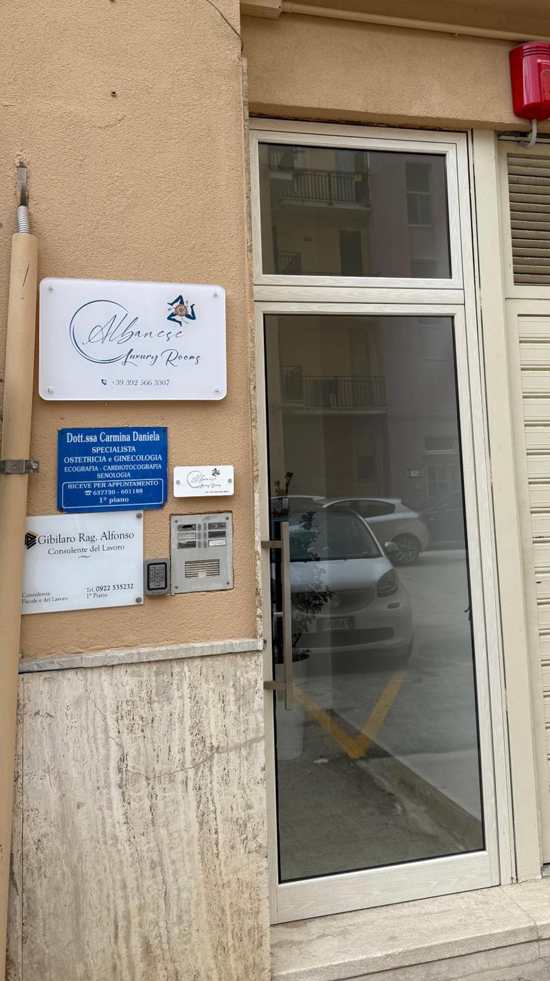 Albanese Luxury Rooms ポルト・エンペードクレ エクステリア 写真
